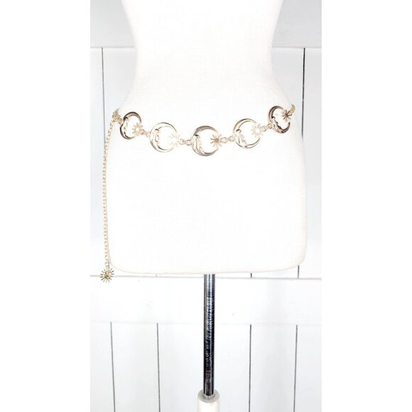 Gold metal crescent moon star chain link belt main image 4